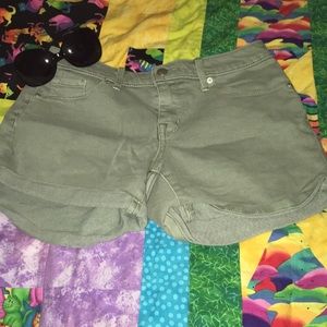 Wasson denim green cuff shorts